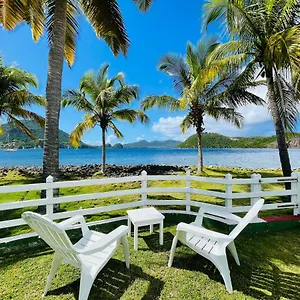 Holiday home Blue Lagoon, Les Pieds Dans L Eau, Terre-De-Haut