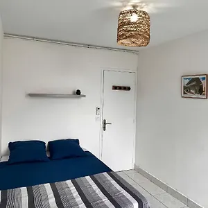 Séjour chez l'habitant L'escale, Dans Partage, Bedroom In Shared, Pointe-à-Pitre